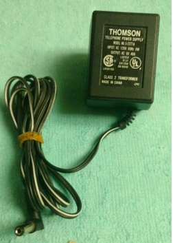 NEW Thomson 5-2377A Adaptor 9V AC 4VA 5.5mm x 2.1mm AC Telephone Power Supply