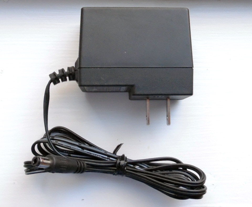 12V1.5A Netgear MT18-9120150-A1 Power Supply / Adapter