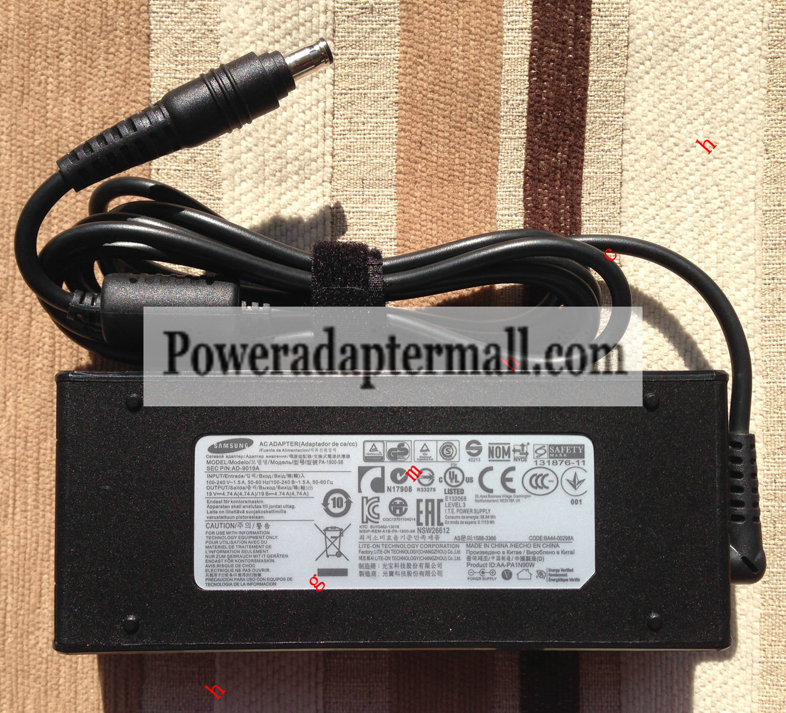 19V 4.74A Samsung AD-9019A AA-PA1N90W AD-9019S AC Adapter