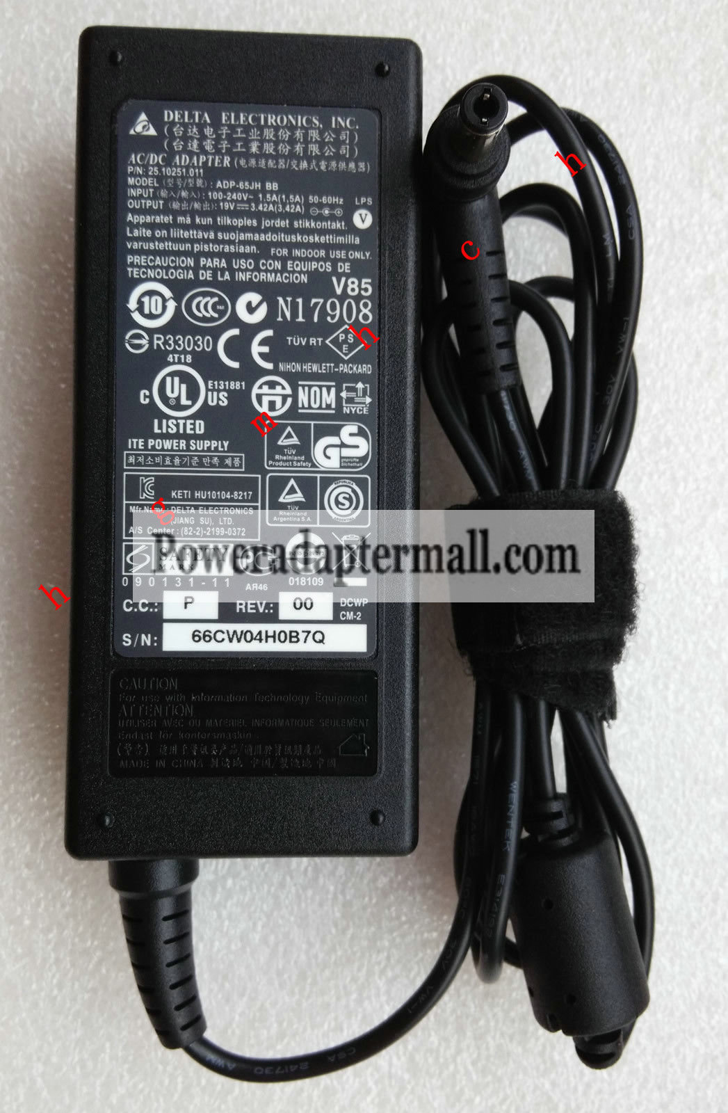 65W 19V 3.42A Clevo W547KW Notebook AC Adapter ADP-65JH BB